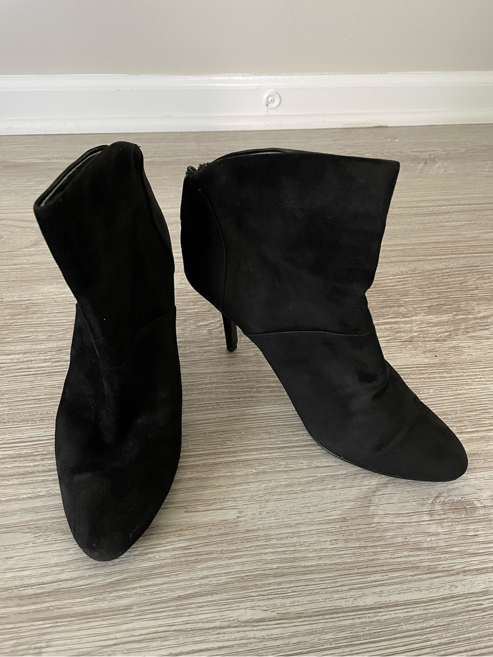 Audrey Brooke black heel boot